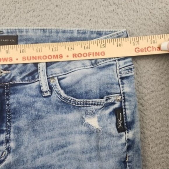 Silver Jeans Co Elyse Capri Jeans Womens 31 Light Wash Distressed Denim Stretch - Picture 7 of 9